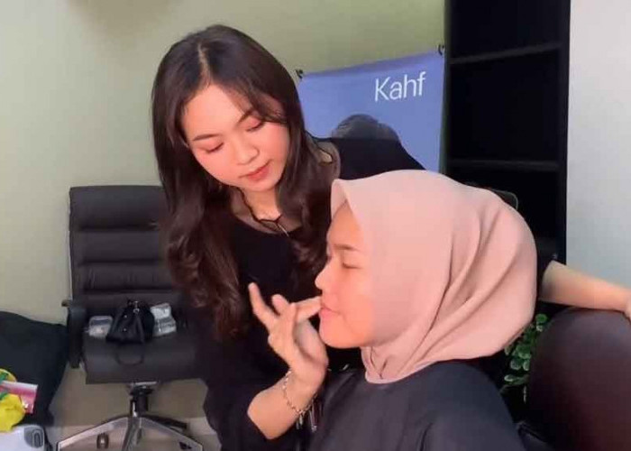 Make Over Ajarkan Karyawati BPJS Kesehatan Palembang Office Make Up Look, Tetap Flawless dan Natural