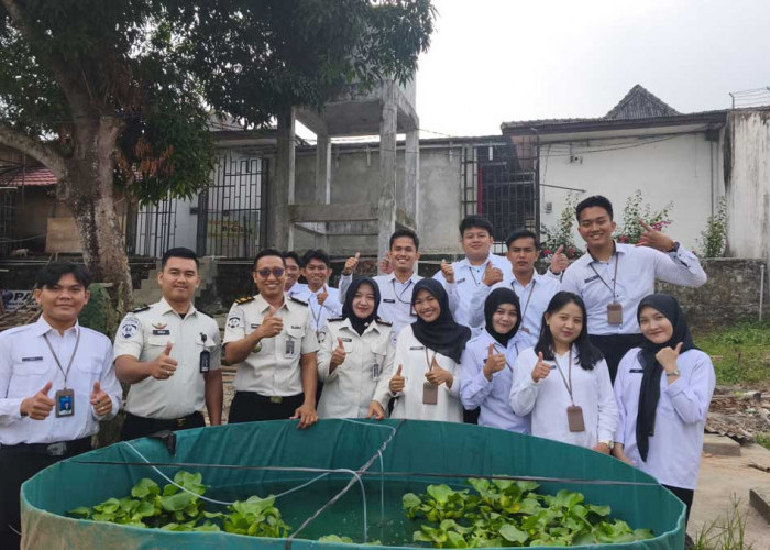Rutan Baturaja Gelar Aksi Tebar Ribuan Benih Ikan Lele di Kolam Bioflok