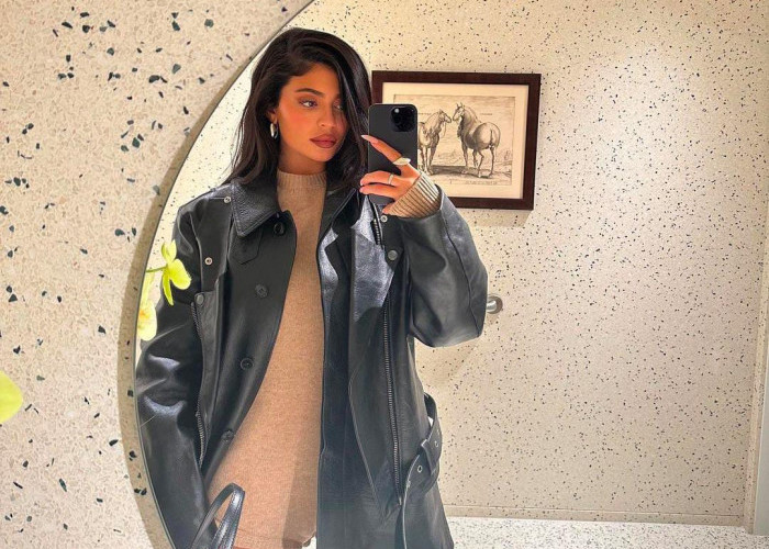 Kylie Jenner Posting Wajah dan Umumkan Nama Anak Kedua