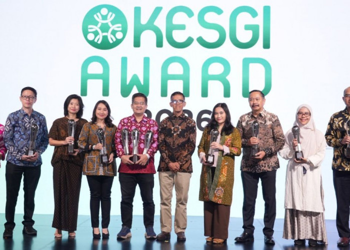 Wujud Komitmen Dekarbonisas, PTBA Raih Dua Penghargaan Katadata ESG Insight Award 2026