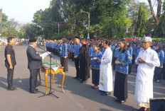 Bupati Lahat Bursah Zarnubi Beri Pesan Tegas Saat Lantik 711 PNS dan 555 Pejabat Fungsional