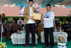 BIKIN GEMPAR OGAN ILIR! Aktor Ketika Cinta Bertasbih Cholidi Asyadil Alam Guncang SMAN 1 Tanjung Batu!