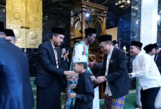 Datangkan Syekh Asal Afrika Barat Jadi Imam Shalat Idul Adha, Bupati Panca Bikin Kagum Jamaah Masjid An Nur