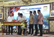 Penantian 40 Tahun Berakhir! Herman Deru Resmi Luncurkan Proyek Pelabuhan Tanjung Carat