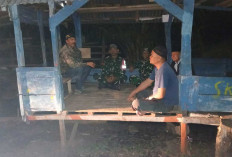Anggota Babinsa Koramil 405-06 Muara Pinang Gencar Sosialisasi Bahaya Karhutla