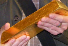 Update Harga Emas Pegadaian Hari Ini 25 Desember 2025: Galeri24 dan UBS Naik Lagi!