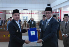Dihadiri Hampir Seluruh Anggota Dewan, DPRD Ogan Ilir Sukses Sahkan 2 Aturan Krusial Ini