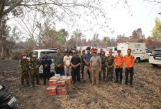 Aksi Siaga Karhutla, H Iskandar SE Turun Langsung Beri Bantuan OKI dan OI