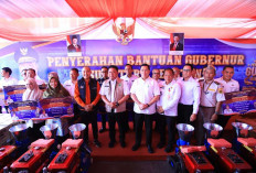 Gubernur Herman Deru Salurkan Bantuan Sarpras ke Nelayan dan Pembudidaya Sumsel