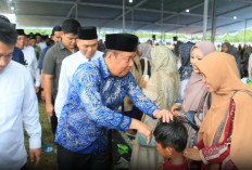 Ribuan Jamaah Padati Desa Sigam! Wagub Cik Ujang Hadiri Pengajian Akbar di Ponpes Hidayatullah Mubtadiin