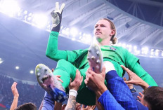 Siapa Matvey Safonov? Kiper Sang Penyelamat Penalti PSG