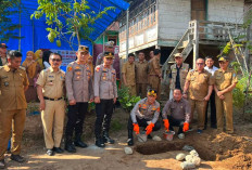 Kehilangan Tempat Tinggal Akibat Longsor, 11 Warga OKU Selatan Mendadak Dapat Kejutan Bedah Rumah dari Polisi
