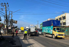 Pawas Ops Lilin Musi Turun Langsung Urai Macet, Jalintim Palembang–Betung Sempat Antre 3 Km