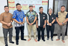 Turun Langsung ke SPBU, Bupati Enos Ingatkan Warga Belitang Jangan Panic Buying dan Borong Bensin