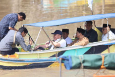 Datangi Desa Terpencil di Banyuasin Saat 1 Muharam, Gubernur Herman Deru Desak Pemerataan Pembangunan Kampung