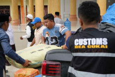 Salurkan Bantuan Kemanusiaan, Relawan Bea Cukai Sambangi Dayah Waled Lapang