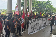 Aksi Damai GMNI di Kantor Bupati Ogan Ilir: Tuntut Transparansi Program MBG, Polri Pastikan Kondusif