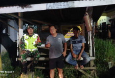 Tetap Siaga di Bulan Ramadan, Aksi Babinsa Dempo Selatan Jaga Keamanan Malam Jadi Sorotan