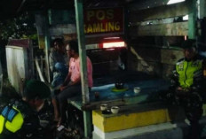 Bikin Tenang Warga, Aksi Kompak 3 Babinsa dan 2 Bhabinkamtibmas Sambangi Petugas Ronda Malam di Lahat