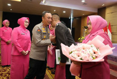 Suasana Penuh Haru di Mapolda Sumsel! Puluhan Polisi dan ASN Resmi Lepas Seragam dalam Wisuda Purnabakti 2026