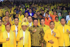 Dukung Pembangunan Daerah, Simak Momen Keakraban Gubernur Herman Deru dan Ketum Golkar Bahlil di Palembang