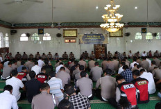 Isra Mi’raj di Polres Ogan Ilir: Kapolres Bagus Suryo Tekankan Sholat sebagai Pondasi Disiplin Polri