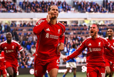 Everton 1-2 Liverpool: Van Dijk Cetak Gol Penentu Kemenangan Derbi Merseyside