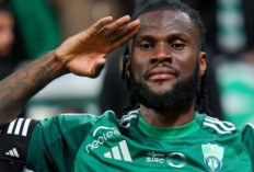 Roma Bergabung dalam Daftar Tim Perburuan Frank Kessie yang Meninggalkan Liga Pro Saudi