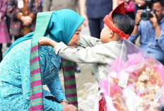 Feby Deru Ajak Perempuan Ogan Ilir 'Melek' Teknologi: Manfaatkan Gadget untuk Cuan dan Gerakkan Ekonomi Keluar