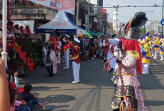 Tampil Memukau dengan Kostum Unik Khas Daerah: Marching Band SMPN 3 Lahat Sukses Sabet Juara Umum HUT ke-81 RI