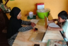 GEGER! Ketua RT di Palembang Buka Teras Cerdas: PJJ Gratis, Free WiFi + Cemilan Melimpah, Ibu-Ibu Auto Syok!