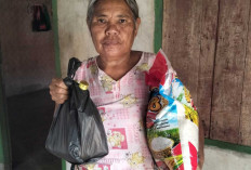 Alhamdulillah! 20 Warga Kurang Mampu di Kikim Barat Terima Paket Sembako Jelang Puasa