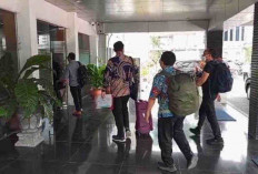 KPK Geledah 2 Kantor Pemkab Muara Enim, Dokumen dan Barang Bukti Elektronik Diamankan