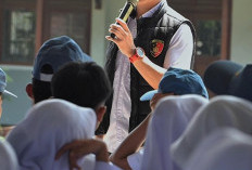 Pelajar SMAN 2 Lubuk Linggau Diberi Edukasi Bahaya Hoaks, Judi Online, dan Cyberbullying