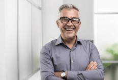 Pakaian Pria Sejati! 5 Jenis Kemeja Ini Wajib Dimiliki untuk Tampil Gaya