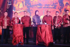 Hadiri Opening Ceremony Festival Sriwijaya, dr Sheila Dorong Wastra Lokal Naik Kelas
