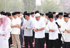 Bukan Waktunya Saling Salahkan: Herman Deru Ajak Masyarakat Perkuat Gotong Royong dan Doa Turunkan Hujan