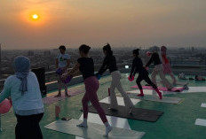 Pertama dan Satu-satunya di Palembang! Nikmati Mat Pilates Sambil Menatap Langit dari Helipad ARYADUTA