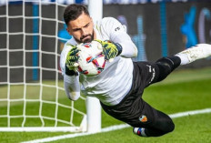 Satu Kiper Jadi Rebutan Juventus dan Inter 