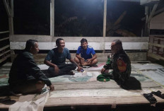 Siskamling Rasa Diskusi: Momen Babinsa dan Warga Lahat Kompak Jaga Kampung Tetap Aman