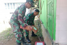 Bikin Pangling! Satgas TMMD Bawa Wajah Baru Mushola An'nur Desa Cukil Lewat Pemasangan Keramik
