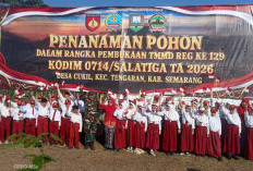 Aksi Gemas Siswa SD Desa Cukil Tanam Pohon Bareng TNI di Pembukaan TMMD Reg ke-129 Semarang!