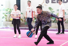 Bukan Cuma Cari Menang, Herman Deru Ungkap Esensi Asli di Balik Hebohnya Demam Olahraga Padel di Sumsel