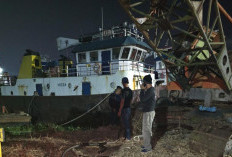 Ditpolairud Polda Sumsel Bongkar Sindikat Distribusi Solar Ilegal, Tiga Tugboat dan Dua Truk Tangki Disita