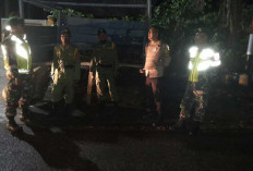 Pastikan Warga Tidur Nyenyak, TNI-Polri dan Warga Jarai Kompak Patroli Satkamling Tengah Malam