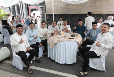 Tanpa Sekat! Warga Prabumulih Tumpah Ruah di Open House Ketua DPRD Deni Victoria