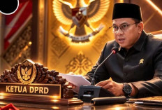 Wujud Kepedulian Polri: Intip Momen Personel Samapta Salurkan Bantuan Kapolda Sumsel di Ogan Ilir
