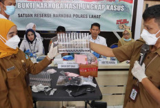 Selamatkan Lebih dari 3.000 Nyawa! Skuad Polres Lahat Mendadak Larutkan Belasan Ribu Gram Sabu dan Bakar Ganja