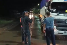 Nekat Terobos Larangan, Dua Truk Batu Bara Dipaksa Putar Balik di Lubuklinggau