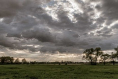 Prakiraan Cuaca BMKG 22 Januari 2026: Sumsel Cenderung Berawan, Waspada Hujan Ringan